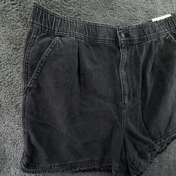 NWT American Eagle Dark Gray Shorts Elastic Waist Size 14 (32W) W/ Pockets - Picture 3 of 12